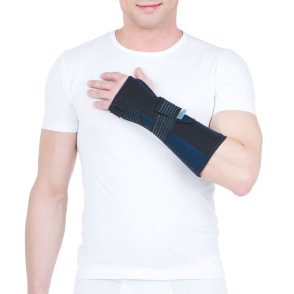 Бандаж на лучезапястный сустав Т-8392L Evolution  
