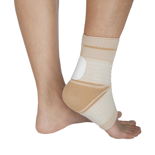 Бандаж компрессионный на голеностопный сустав со стяжкой Т-8683/3 Evolution Silver (Т.48.83) 